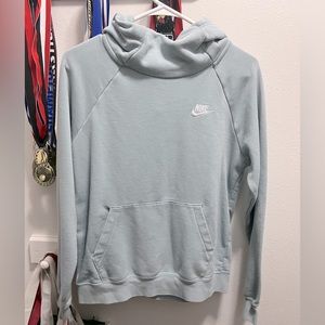 Turtle Neck Nike sweatshirt
